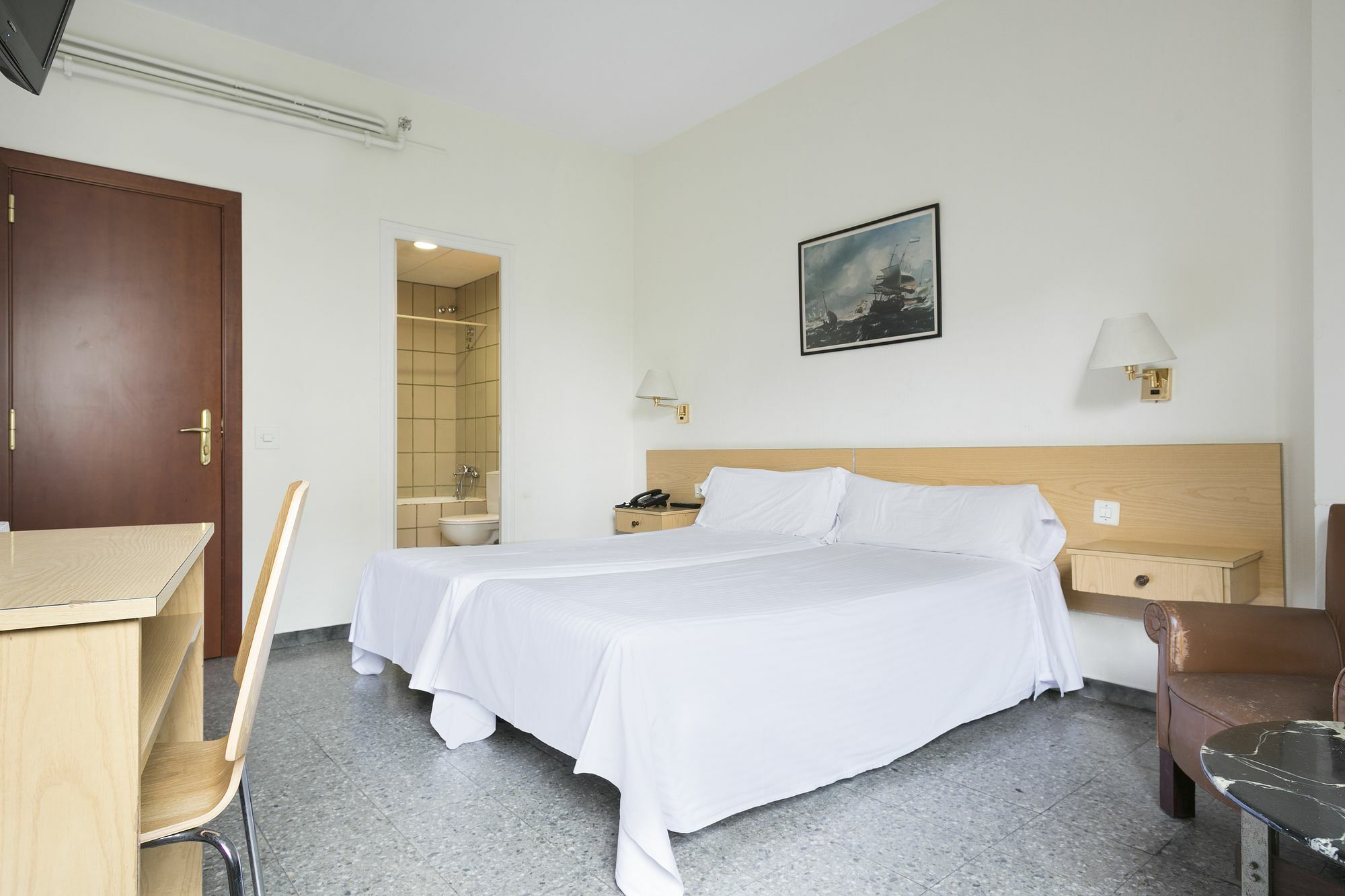 Hotel Climent Барселона Экстерьер фото